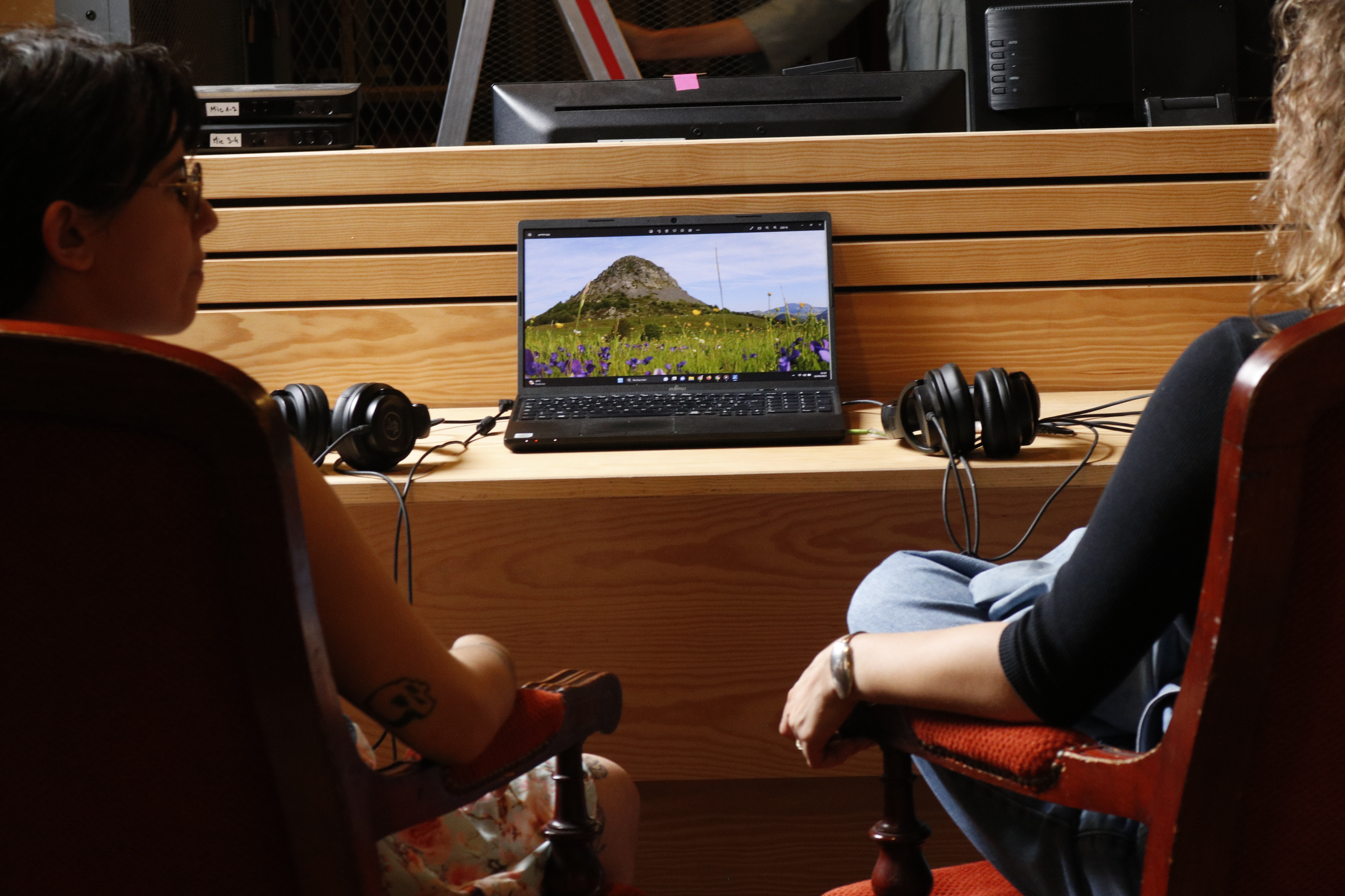 Texte poétique disponible sur Sound-cloud