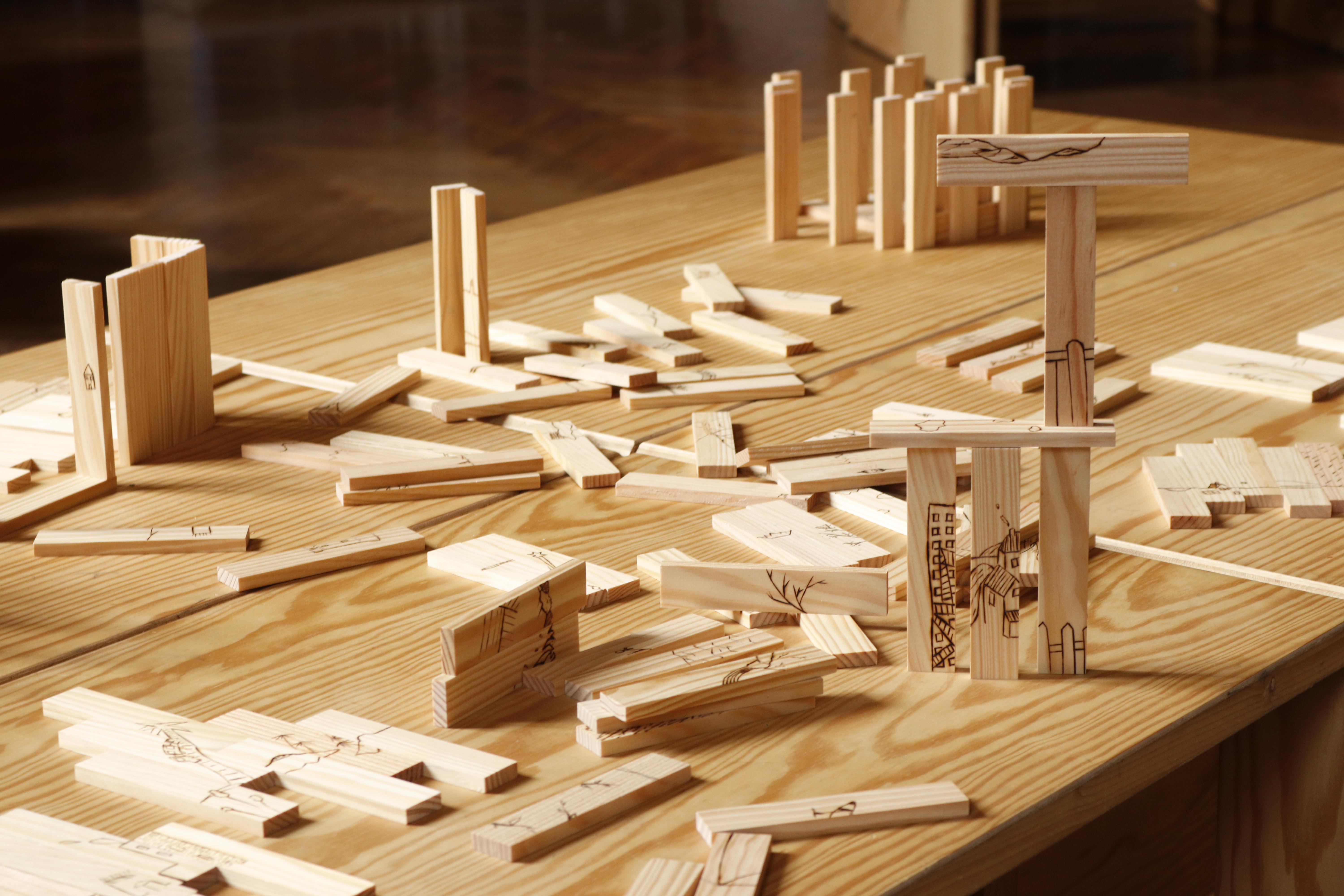 Le public est invité à jouer avec 'paysage bout à bout'